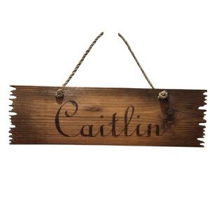 NWOT Caitlin Name Sign Wood Kids Room Decor Rustic Cabin Farmhouse Brown